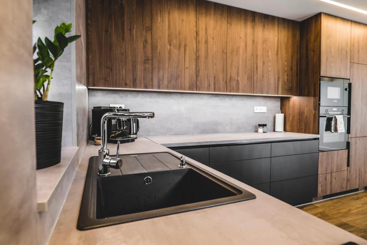 Beauty Bar Concept Apartment Zilina Exterior photo